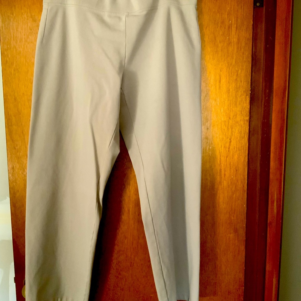 Eileen Fisher. Knit Pants, Size Large